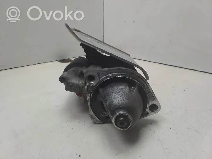 Volkswagen PASSAT B5 Starter motor 053911049