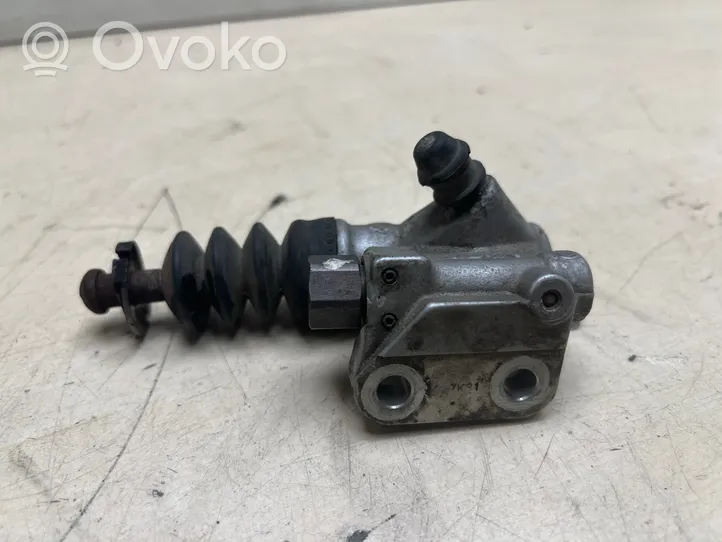 Honda Civic Clutch master cylinder 7k31