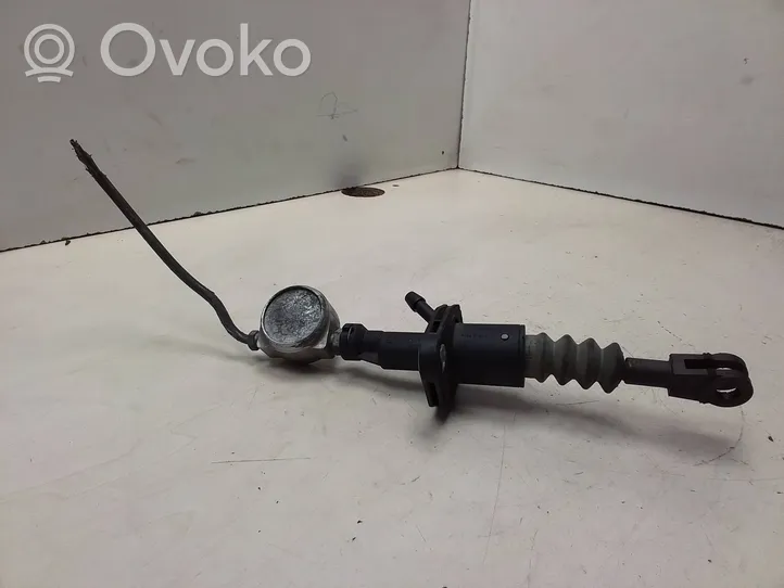 Saab 9-5 Clutch master cylinder 