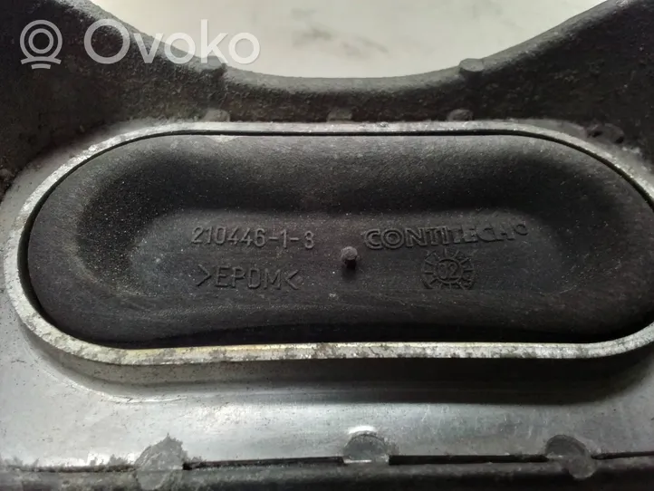 Opel Vectra C Engine mount bracket 21044613