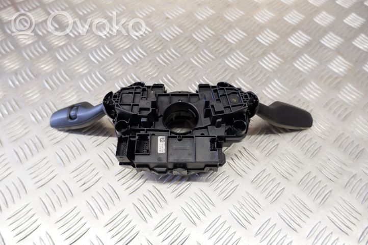 BMW 5 G30 G31 Leva/interruttore dell’indicatore di direzione e tergicristallo 61316839776