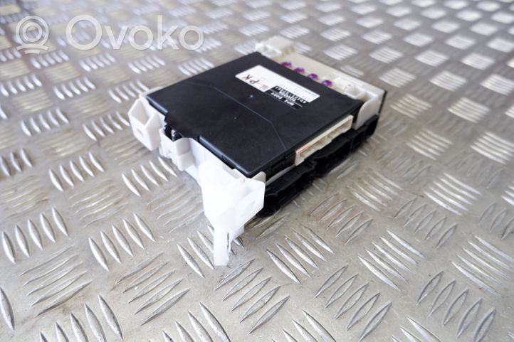 Toyota Prius (XW50) Module confort 8922147451