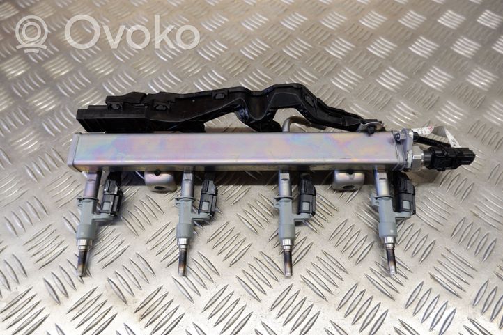 Toyota RAV 4 (XA50) Sprauslu komplekts 2325025020