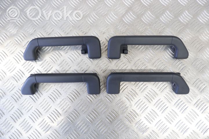 Volkswagen Touareg II Un set di maniglie per il soffitto 7P0857644B