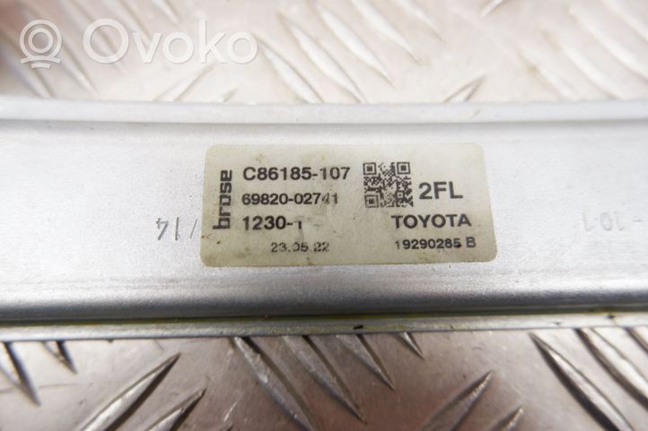 Toyota Corolla E210 E21 Elektryczny podnośnik szyby drzwi przednich 6982002741