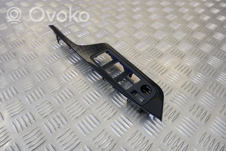 Toyota C-HR Moulure/baguette de porte avant 74231F4040