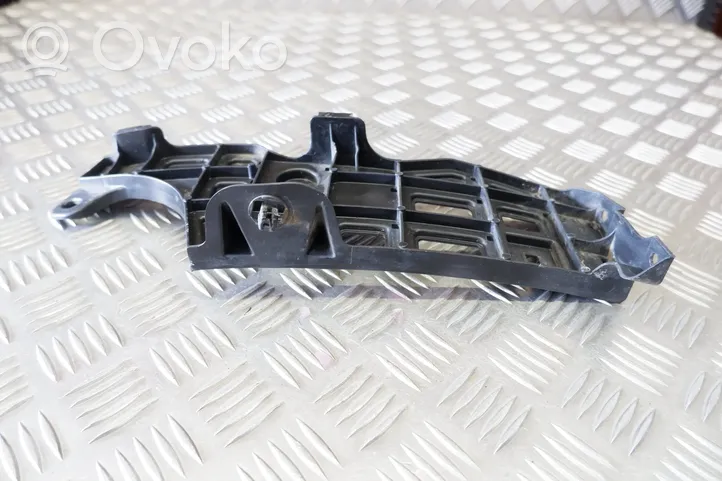 Lexus UX Takapuskurin kannake 5259176020