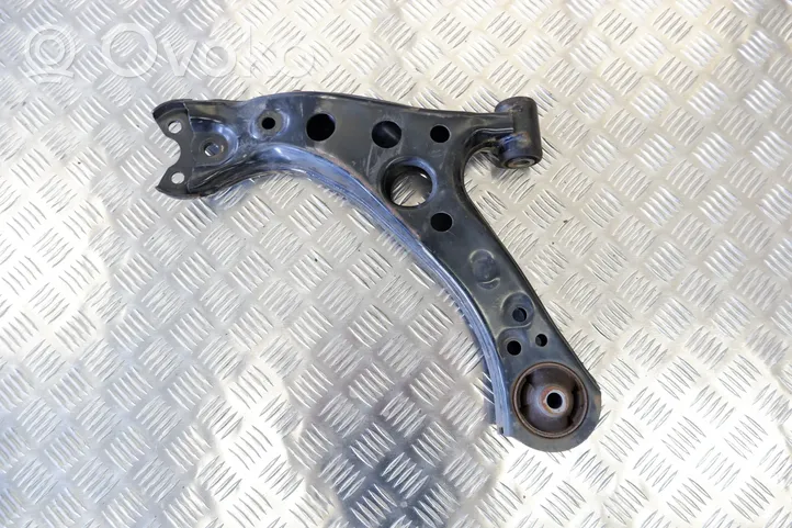 Toyota Prius (XW50) Front lower control arm/wishbone 4806847060