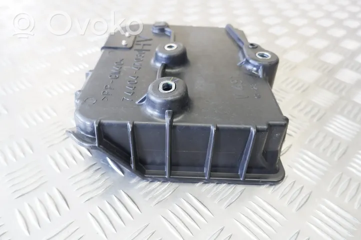 Toyota Prius (XW50) Boîte de batterie 7440447030