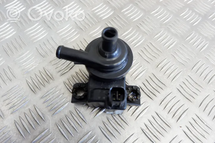 Lexus RX 330 - 350 - 400H Pompe à eau de liquide de refroidissement G904048080