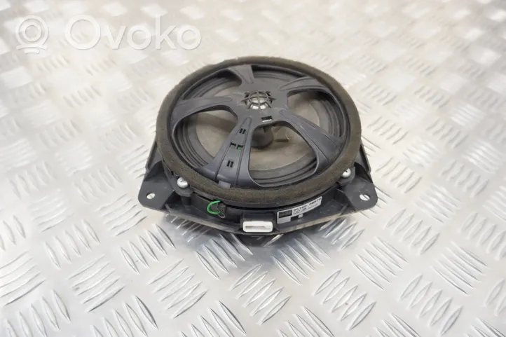 Lexus RX 330 - 350 - 400H Takaoven kaiutin 861600W570