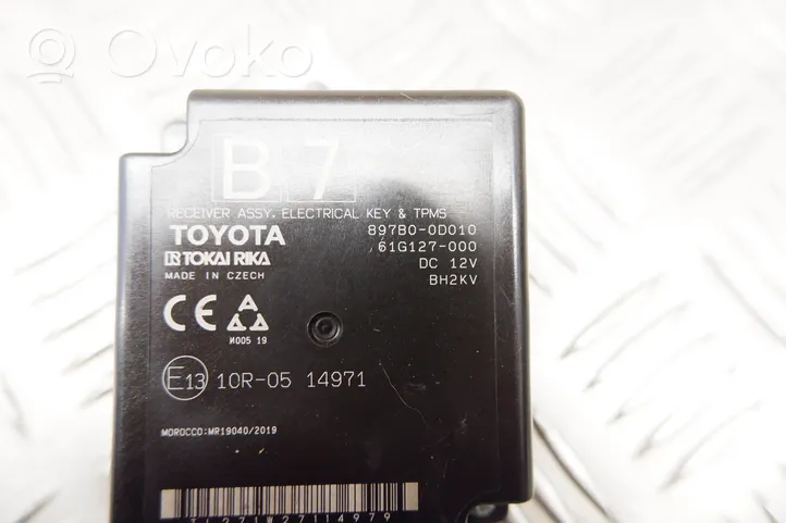 Toyota Yaris Cross Unité de commande / module de verrouillage centralisé porte 897B00D010