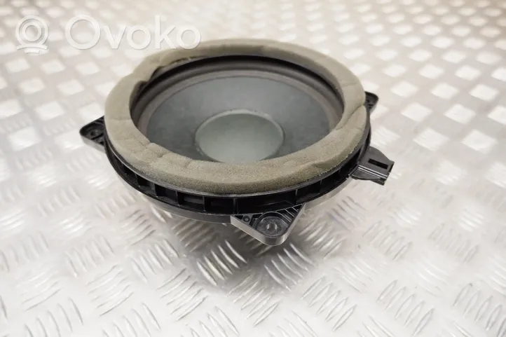 Toyota Highlander XU70 Subwoofer-bassokaiutin 861500E060