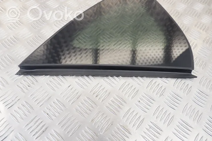 Mazda CX-5 Fenêtre latérale avant / vitre triangulaire KD5363950