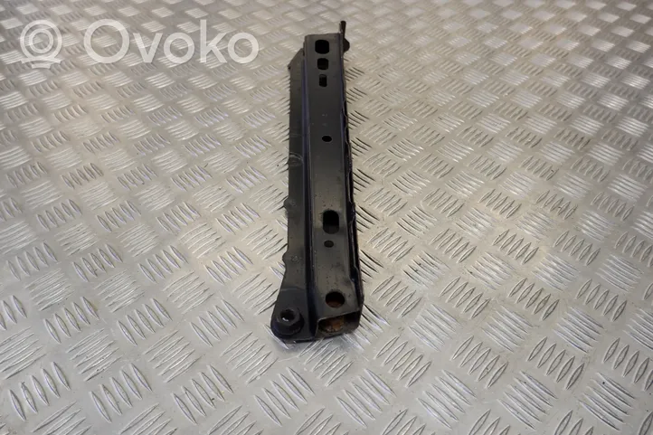 Toyota Prius (XW30) Balkis panelės tvirtinimo 5110712010