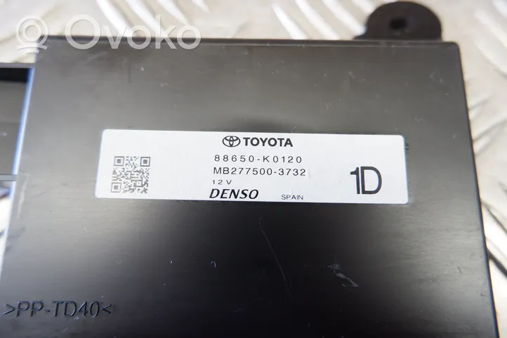 Toyota Yaris XP210 Air conditioner control unit module 88650K0120