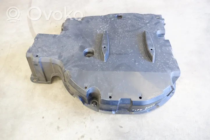 Toyota Yaris XP210 Unterfahrschutz Unterbodenschutz Kraftstofftank 58415K0010