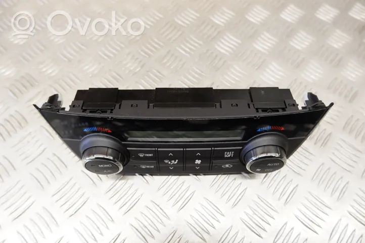 Toyota RAV 4 (XA40) Oro kondicionieriaus/ klimato/ pečiuko valdymo blokas (salone) 5590042440