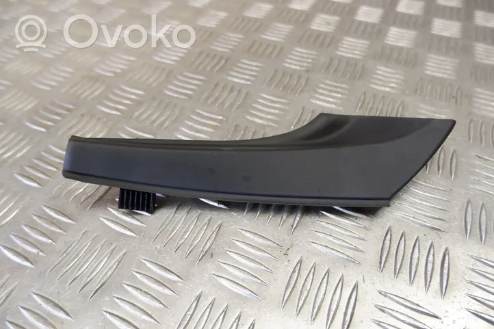 Toyota RAV 4 (XA40) Rivestimento del tergicristallo 5386642020