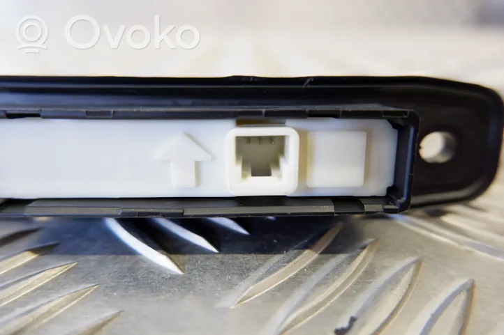 Toyota RAV 4 (XA40) Interruttore di apertura del portellone posteriore 8484028030