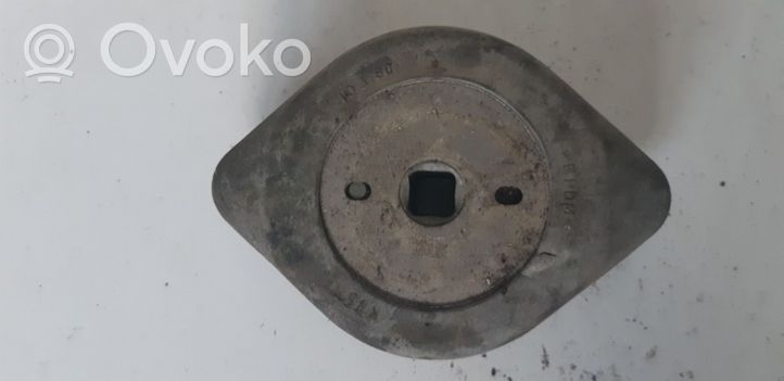 Audi A4 S4 B5 8D Supporto della scatola del cambio 8D0399151J