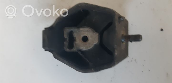 Audi 100 S4 C4 Supporto della scatola del cambio 4A0399151A