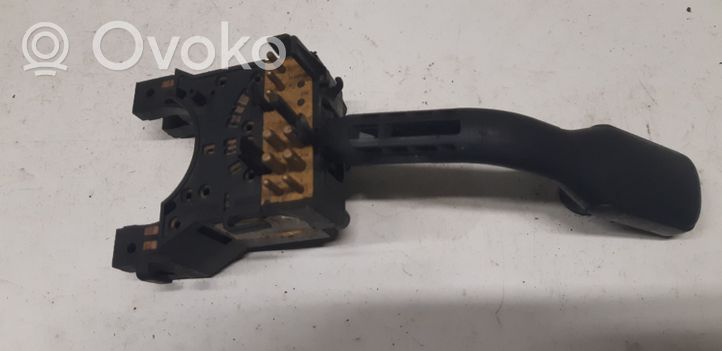 Audi A4 S4 B5 8D Palanca de control del limpiaparabrisas 8D0953503