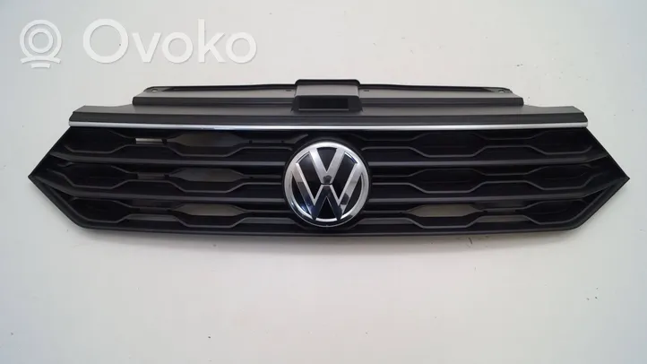 Volkswagen T-Roc Maskownica / Grill / Atrapa górna chłodnicy 