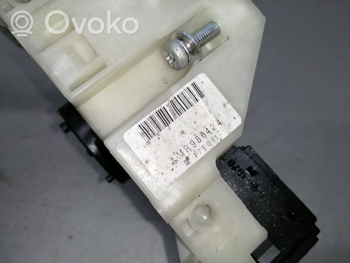 Mitsubishi Colt Wiper turn signal indicator stalk/switch MR986424