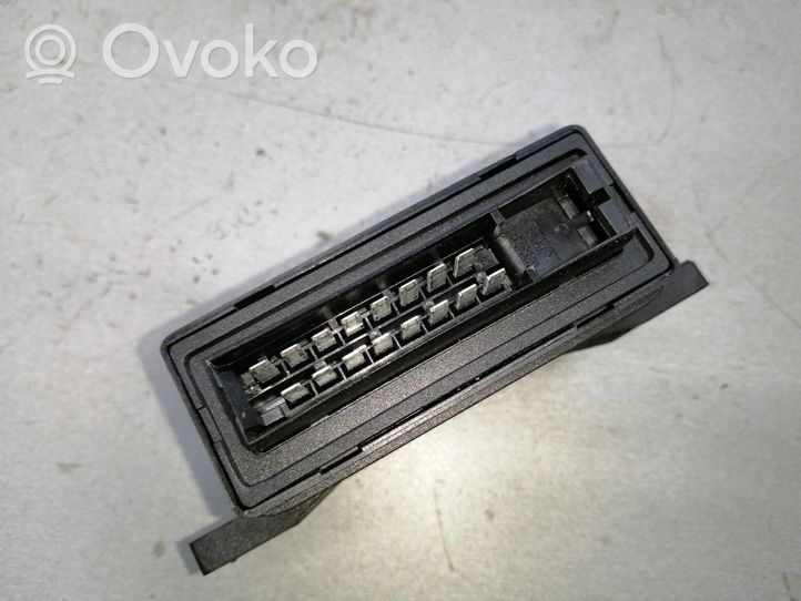 Opel Omega B2 Module d'éclairage LCM 09135156