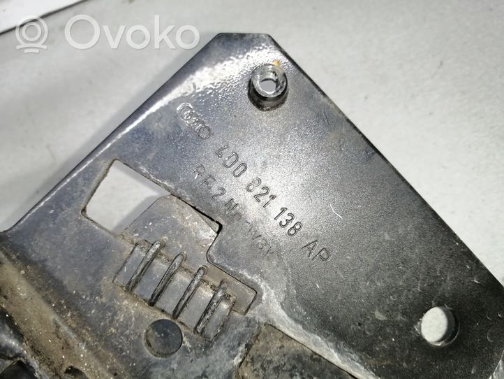 Audi A8 S8 D2 4D Supporto di montaggio del parafango 4D0821138AP