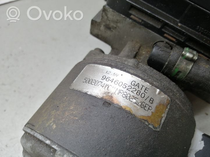 Citroen C5 Ilmajousituksen kompressori 9643373280