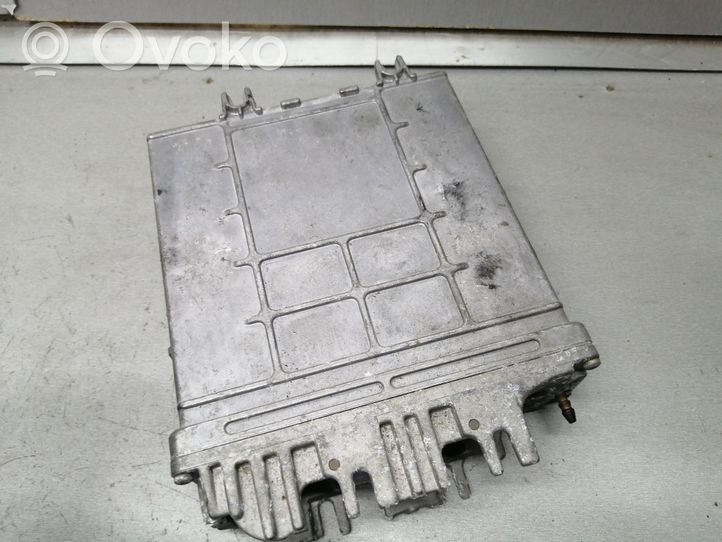 Audi A4 S4 B5 8D Sterownik / Moduł ECU 028906021GM