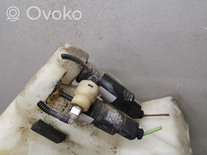 Volkswagen Polo IV 9N3 Réservoir de liquide lave-glace 6Q0955453