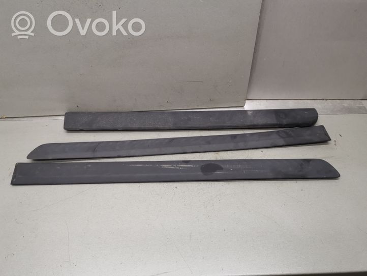 Volvo S60 Rivestimento della portiera anteriore (modanatura) 8650022