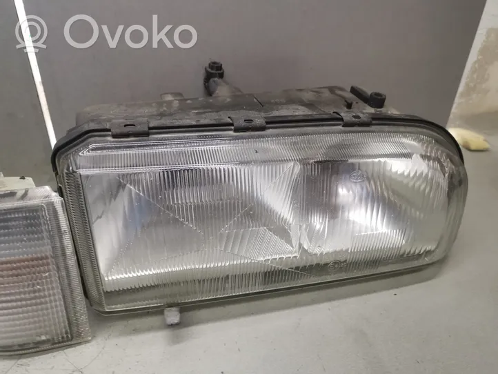 Volvo 850 Lot de 2 lampes frontales / phare 14200600