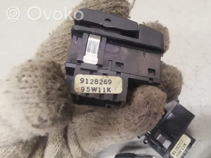 Volvo 850 A set of switches 9148765