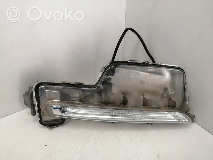 Volvo S60 Światło przeciwmgłowe przednie 31353290