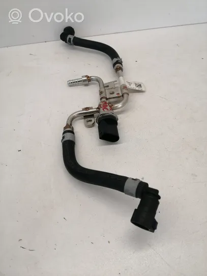 Porsche Macan Fuel line pipe 94611023504