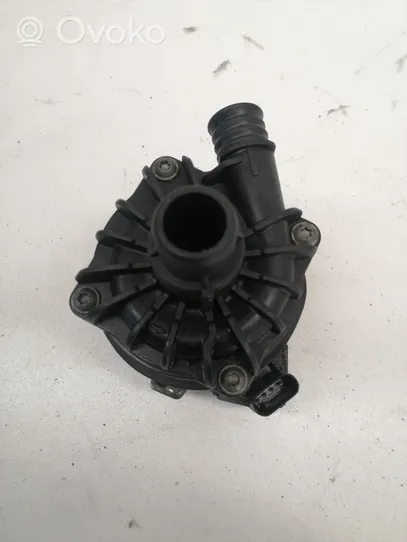 BMW 7 F01 F02 F03 F04 Pompe à eau de liquide de refroidissement 7587374