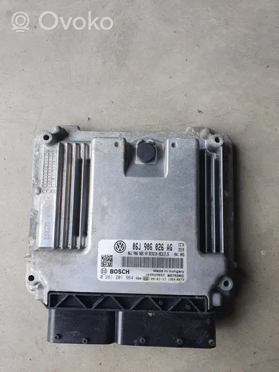 Volkswagen PASSAT CC Unité de commande, module ECU de moteur 06J906026AF