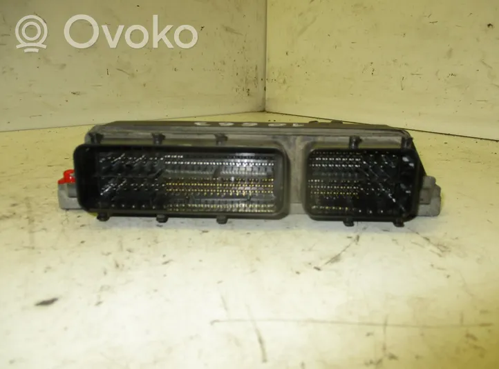 Toyota Avensis T270 Sterownik / Moduł ECU MB2759000182