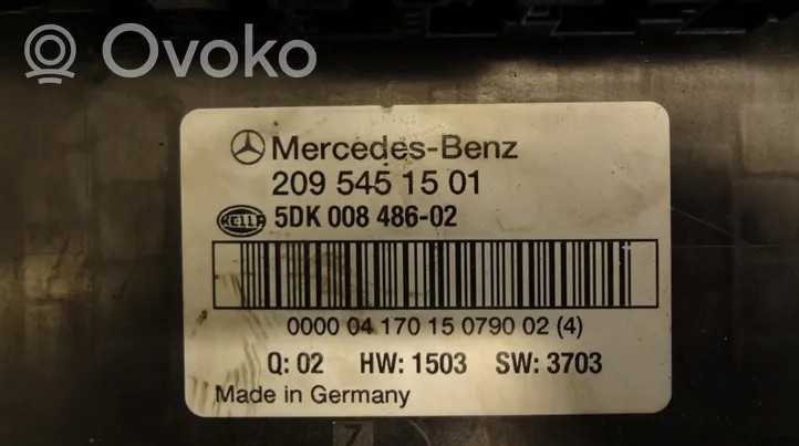 Mercedes-Benz CLK A209 C209 Juego de caja de fusibles 5DK008486-02