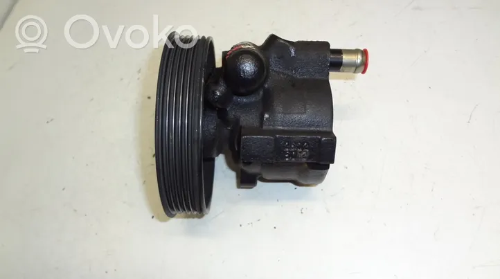 Dacia Logan I Power steering pump 