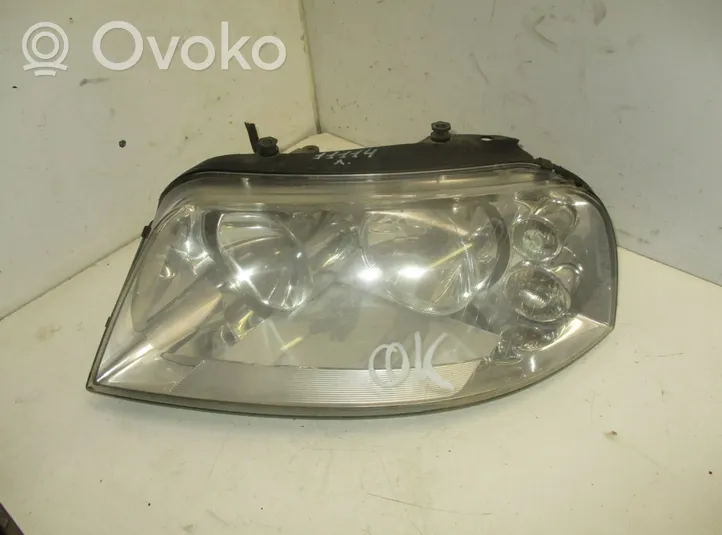 Volkswagen Sharan Headlight/headlamp 0301182201