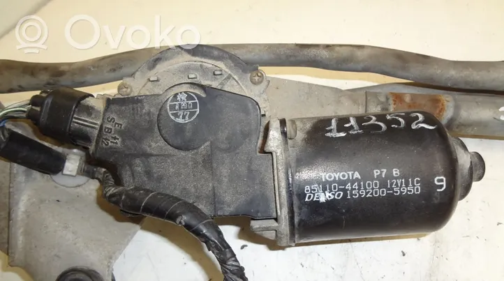 Toyota Avensis Verso Front wiper linkage 