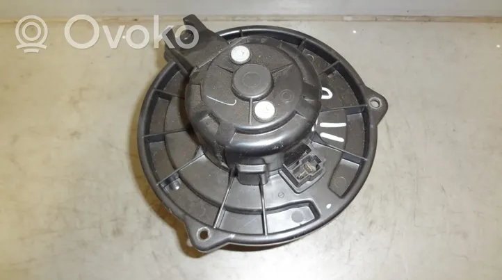 Toyota Avensis T250 Soplador/ventilador calefacción 0130101601