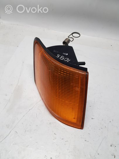 Ford Scorpio Front indicator light 395496