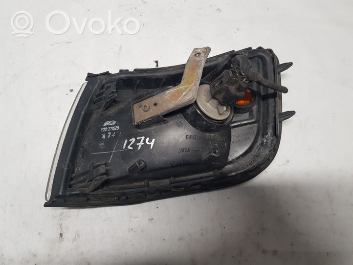 Mitsubishi Space Wagon Indicatore di direzione anteriore 12037623