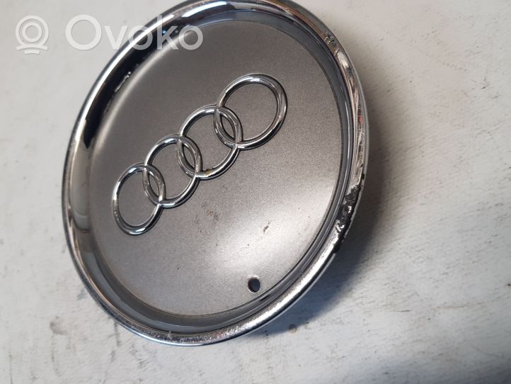 Audi A3 S3 8L Borchia ruota originale 8L0601165A